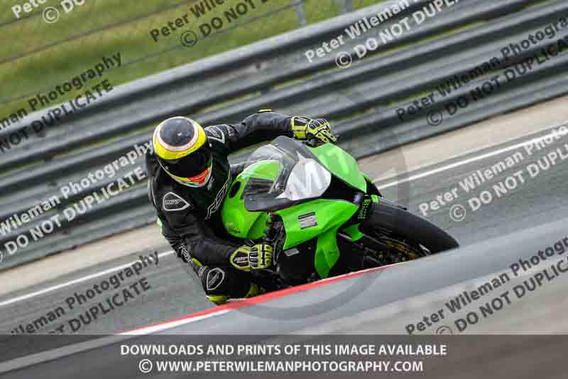 cadwell no limits trackday;cadwell park;cadwell park photographs;cadwell trackday photographs;enduro digital images;event digital images;eventdigitalimages;navarra;no limits trackdays;peter wileman photography;racing digital images;trackday digital images;trackday photos